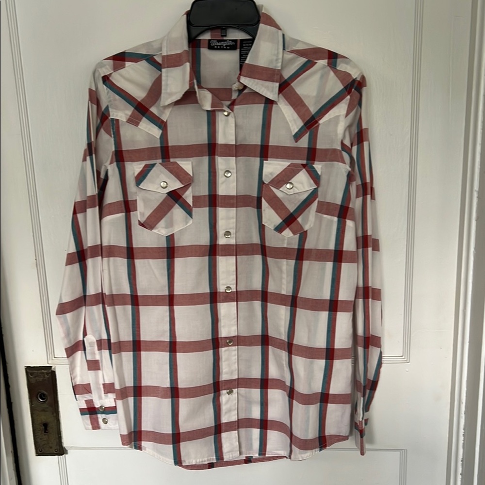 Women’s  wrangler retro Plaid Button-Up Shirt